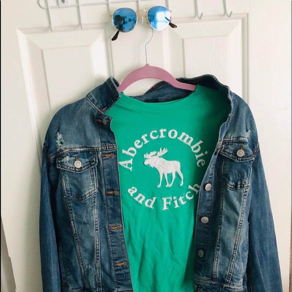 A green Abercrombie and Fitch long sleeve